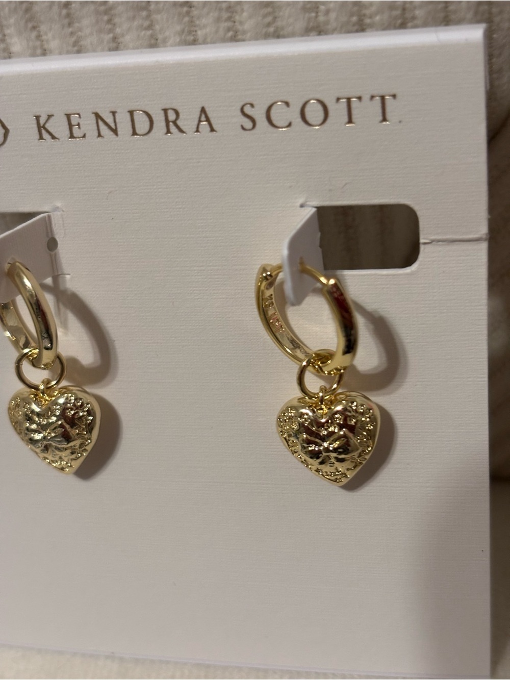 Kendra Scott Textured Gold Heart Huggie Earrings - Picture 2 of 4